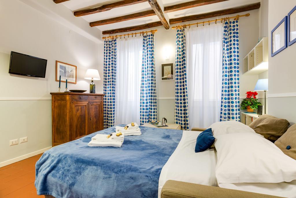 Rome As You Feel - Piazza Dei Satiri Apartments Buitenkant foto